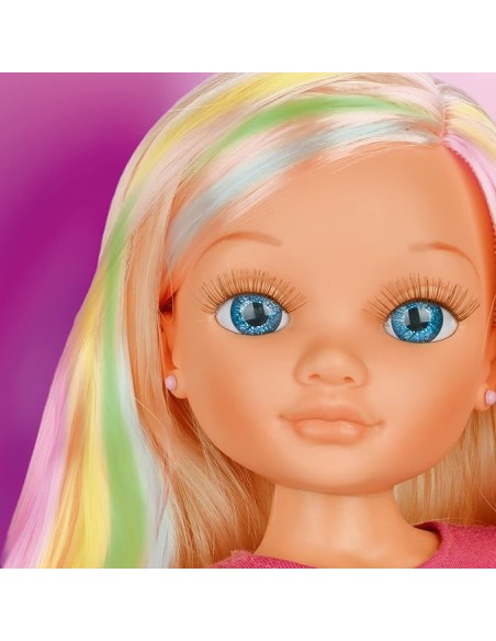 NANCY UN DÍA HACIENDO MECHAS. FAMOSA. COMPRAR