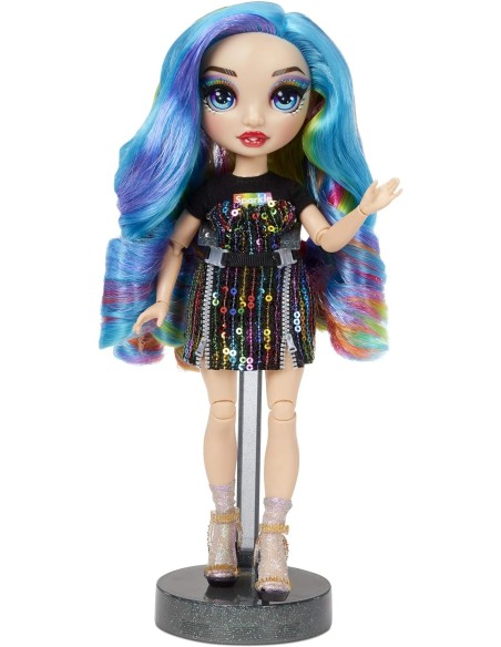 MUÑECA RAINBOU HIGH AMAYA RAINE. MGA
